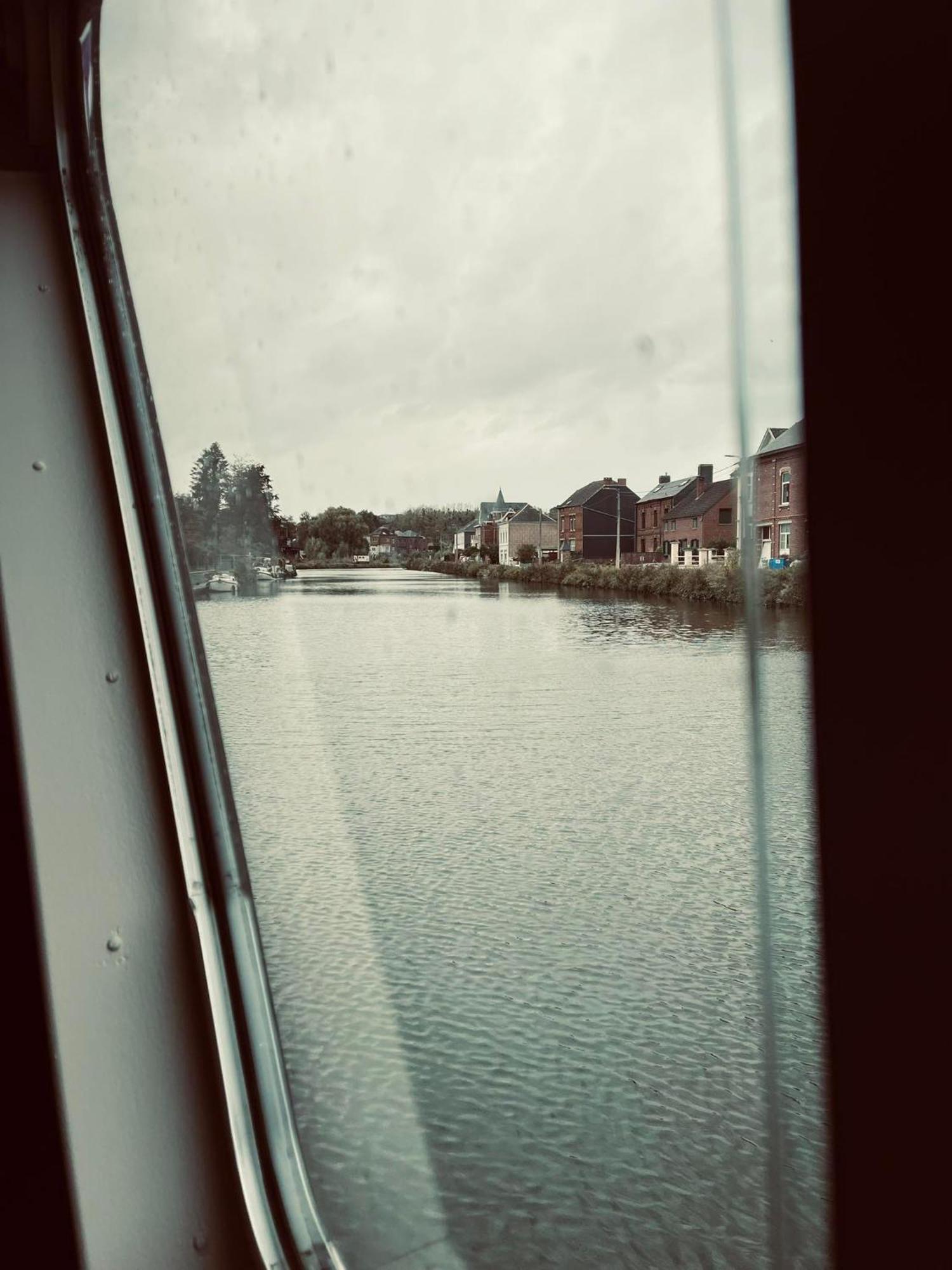 Gite Le Sambre Thuin Exterior photo